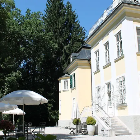 Otel Trapp 3*