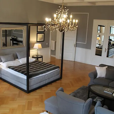 Otel Trapp 3*